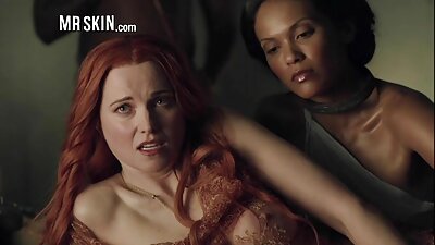 Bojoku Yvonne kang seksi Kaki yen turnon teka ing pasuryan yen seneng