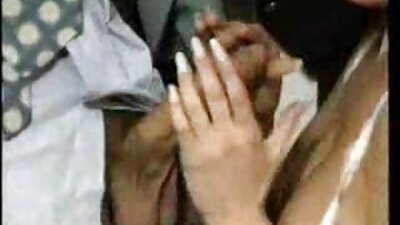 A seksi mesum pelacur muter karo dheweke entuk bakal lungguh ing kursi